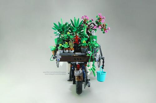 Honda Super Cub made in Vietnam. Fatto con il LEGO (8)