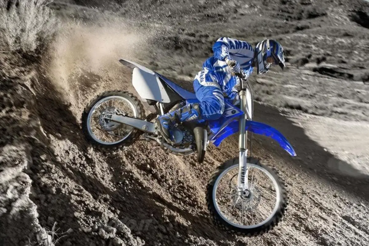 Yamaha presenta la gamma Motocross 2013 (2)