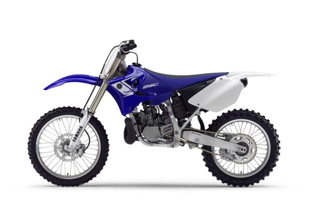 Yamaha presenta la gamma Motocross 2013 (10)