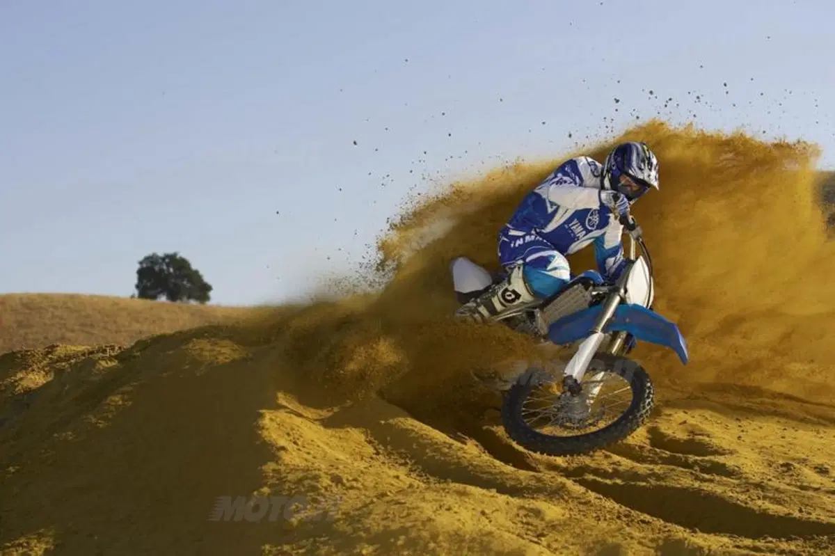 Yamaha presenta la gamma Motocross 2013 (18)