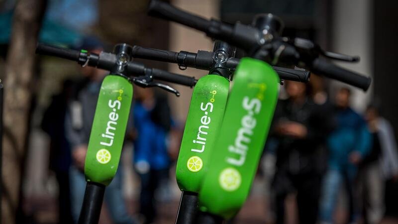 Uber punta sui monopattini elettrici e investe su Lime