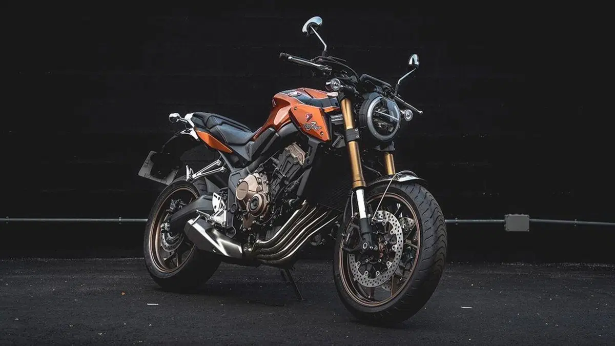 Garage Dreams: 36 Honda CB 650R special. Quale la più bella?  (27)