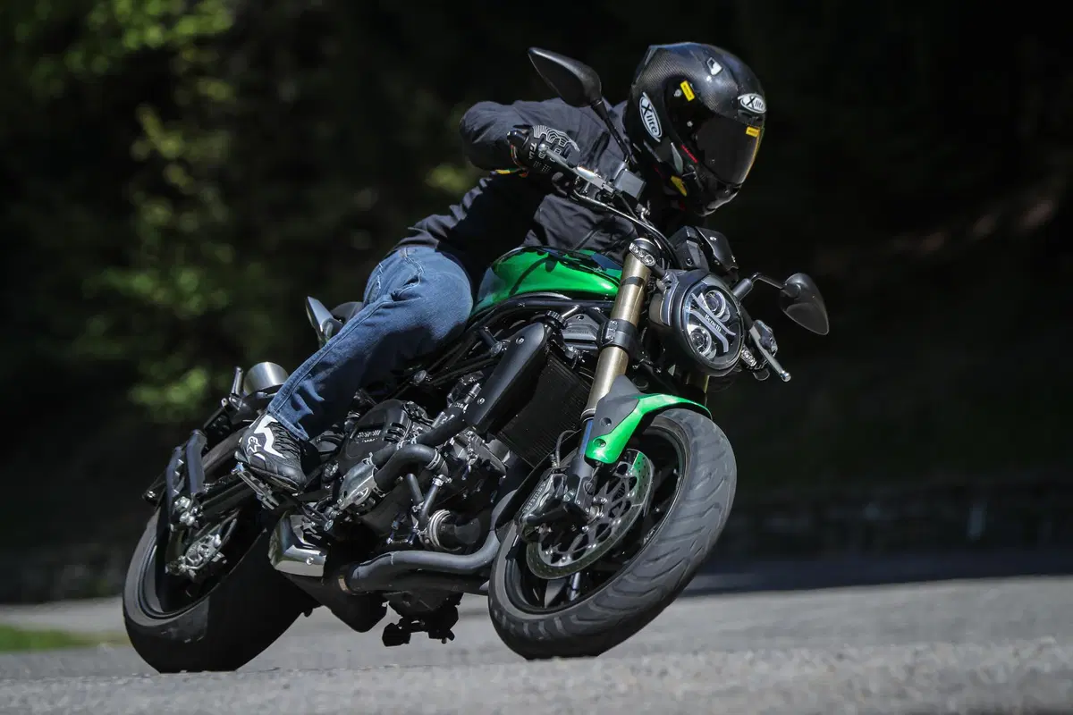 Benelli 752S TEST: pro & contro della nuova nuda di Pesaro (6)