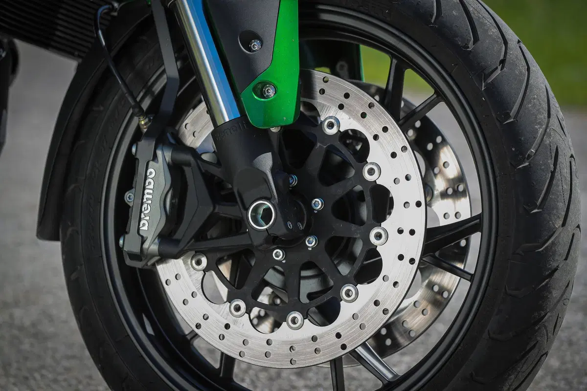 Benelli 752S TEST: pro & contro della nuova nuda di Pesaro (14)