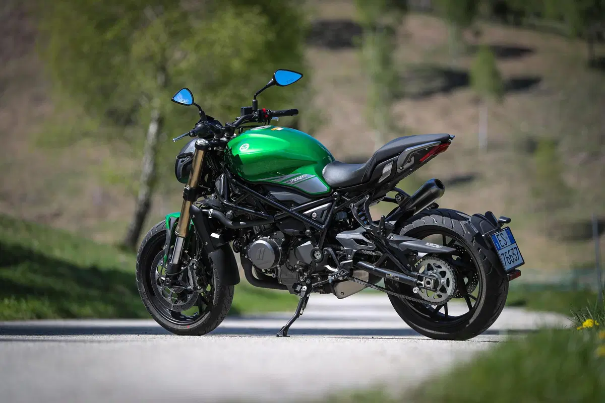 Benelli 752S TEST: pro & contro della nuova nuda di Pesaro (3)