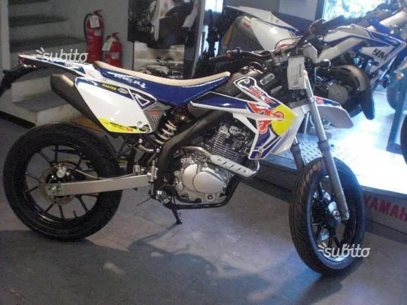 Rieju Marathon 125 Motard A.C. (2011 - 17) (2)