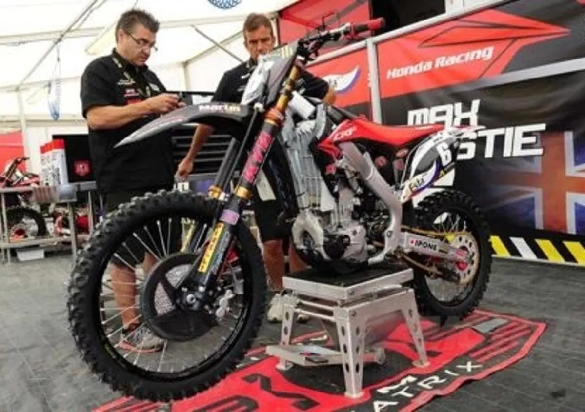 Giacomo Gariboldi: "La forcella ad aria &egrave; il futuro del Motocross"