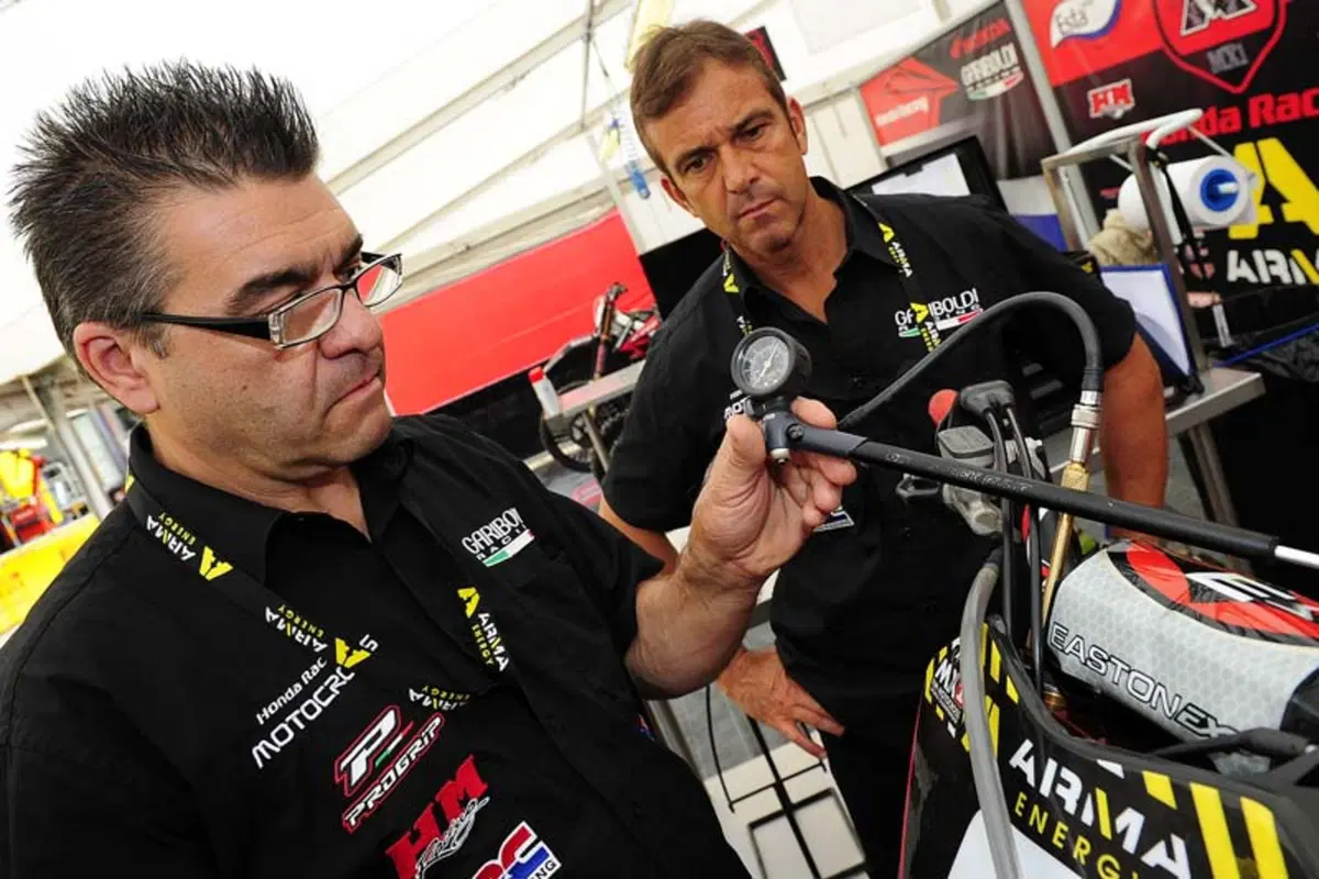 Giacomo Gariboldi: "La forcella ad aria è il futuro del Motocross" (5)