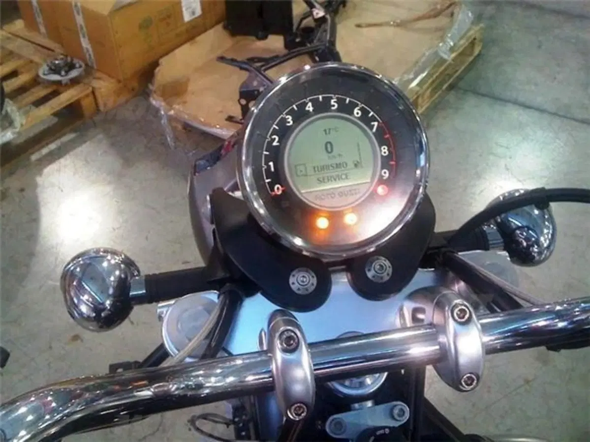 Nuove foto della Moto Guzzi California 1400 (3)