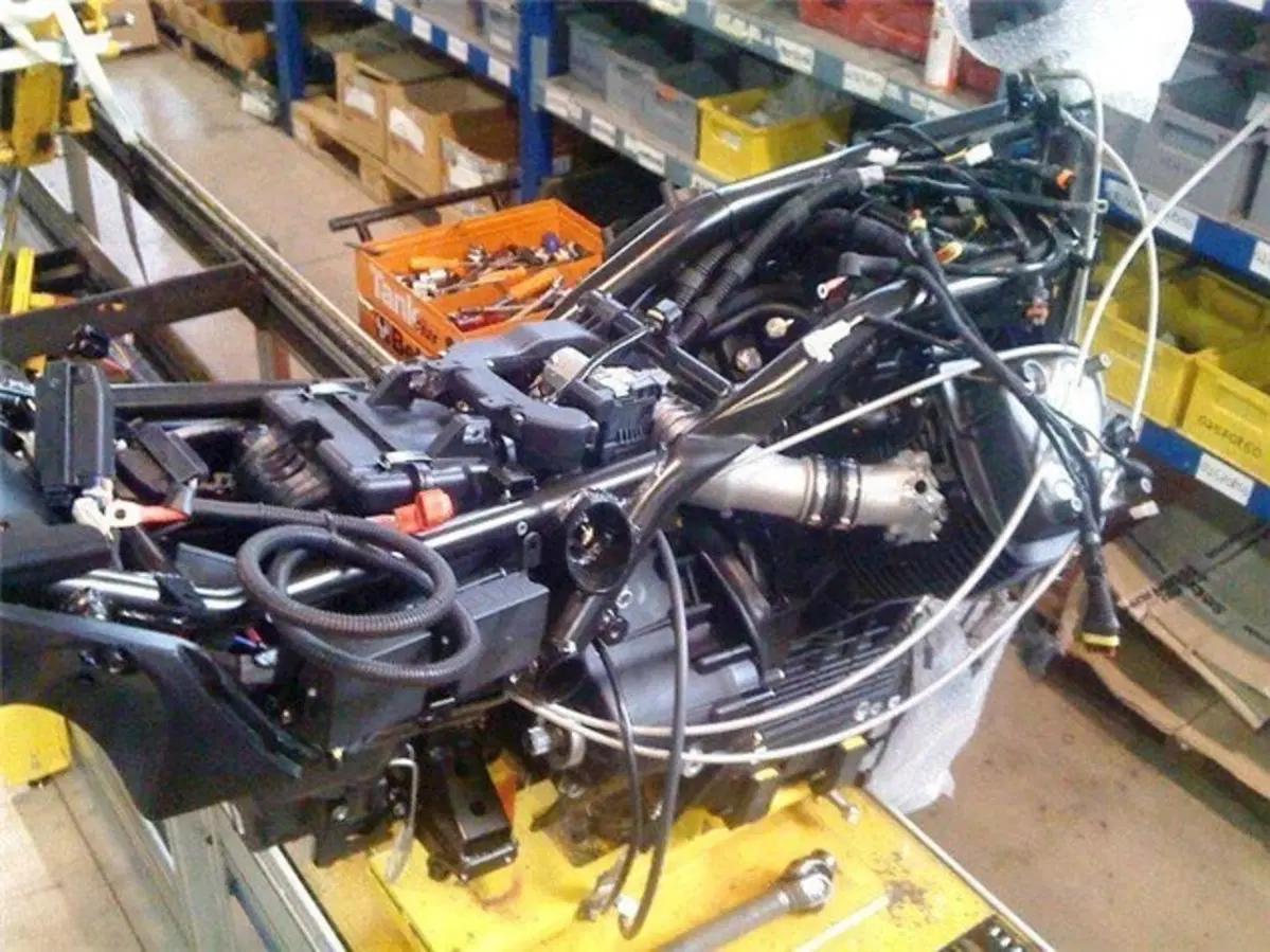 Nuove foto della Moto Guzzi California 1400 (4)