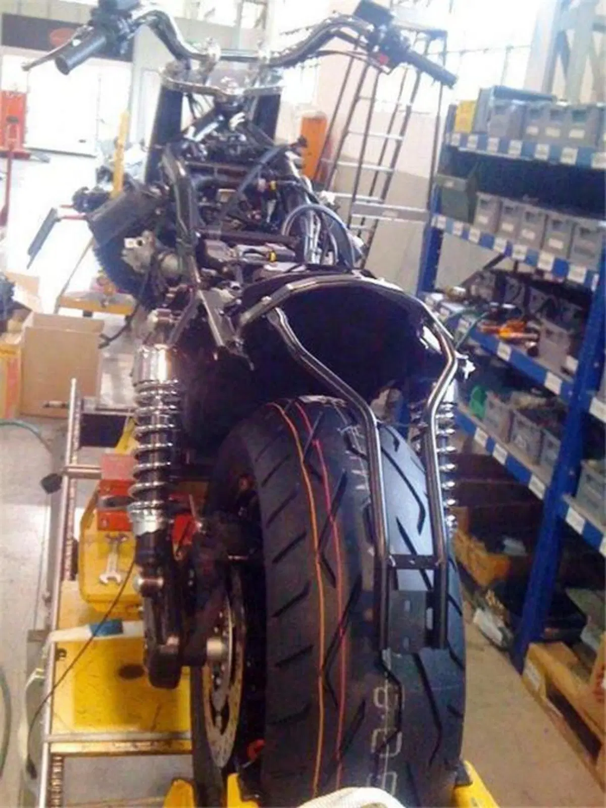 Nuove foto della Moto Guzzi California 1400 (6)