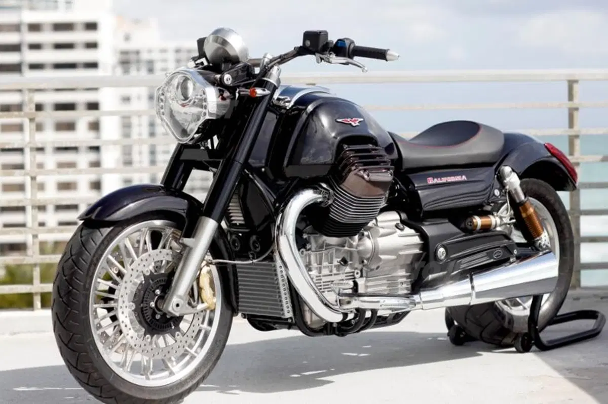 Nuove foto della Moto Guzzi California 1400 (8)