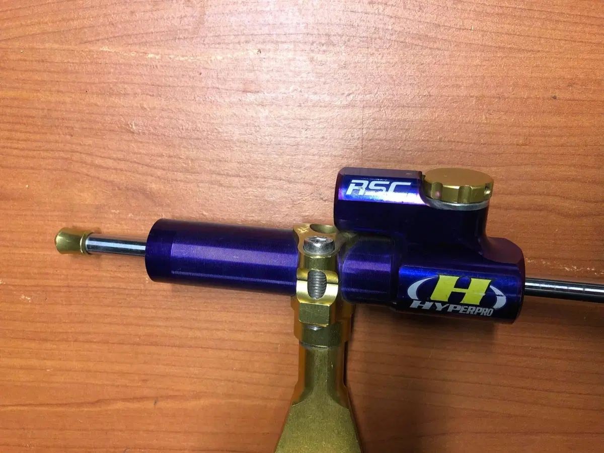Ammortizzatore sterzo Hyperpro Kawasaki Z750 04-06 (4)