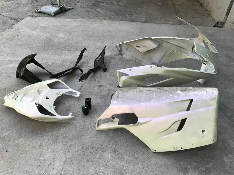Carene stradali non originali Ducati 848 (3)