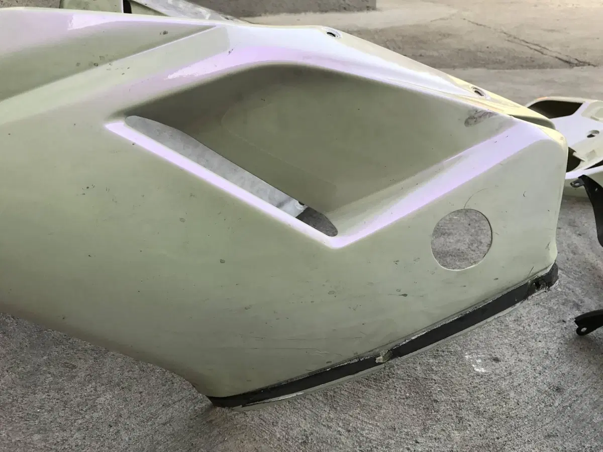 Carene stradali non originali Ducati 848 (6)