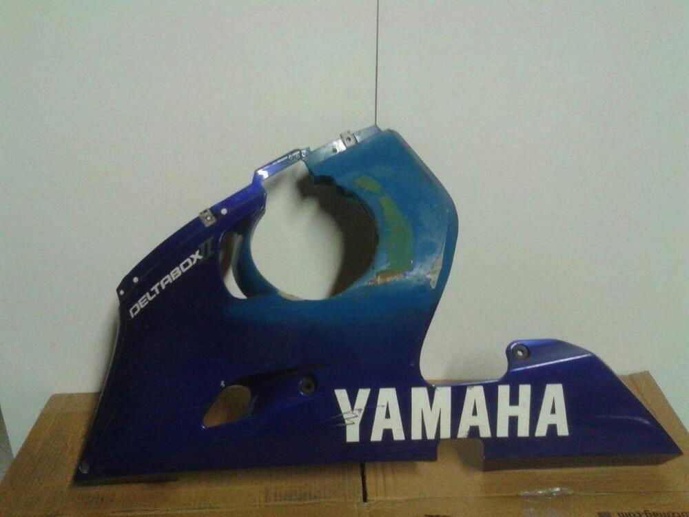 Puntale carene laterali Yamaha R6 1999-2002 (3)