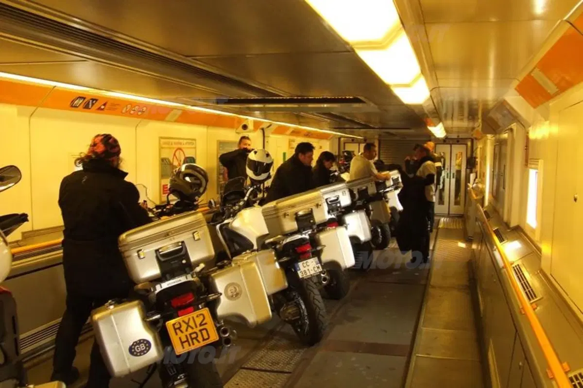 Honda Epic Tour. In viaggio con la Crosstourer da Londra a Roma (38)