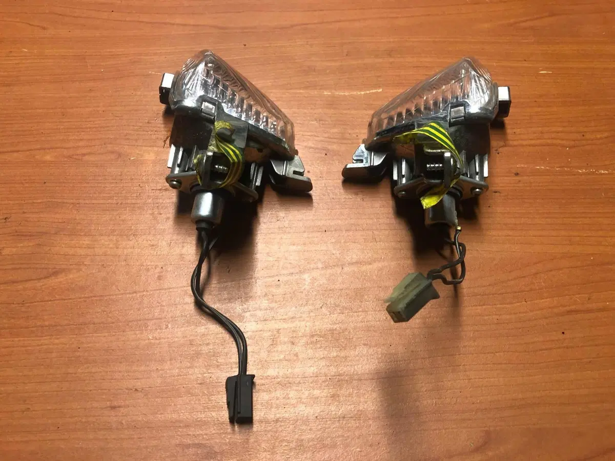 Coppia frecce posteriori Suzuki GSX-R 1000 07-08 (4)
