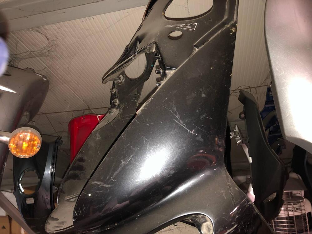 Cupolino Scudo anteriore Aprilia Leonardo 250 (2)