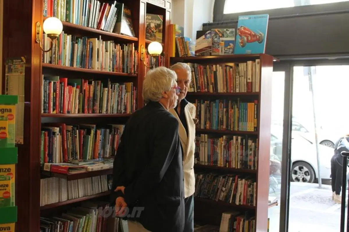Claudio Porrozzi presenta il suo libro dedicato ai 25 anni della SBK  (6)