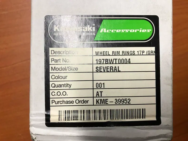 Strisce verdi ruota Kawasaki Z 750 2007 - 2012 (2)