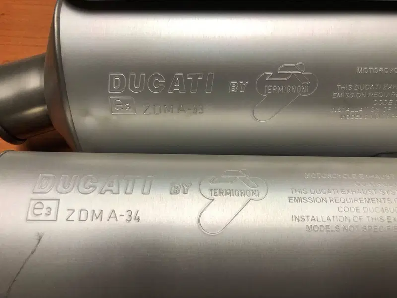 Terminale di scarico Ducati Monster S2R S4R (3)