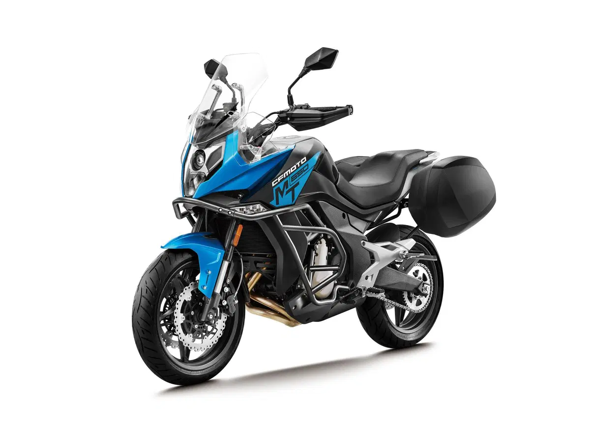 CFMOTO MT 650 ADV: la Crossover facile e versatile