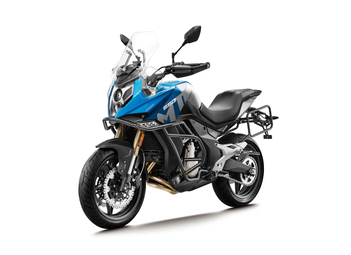 CFMOTO MT 650 ADV: la Crossover facile e versatile (6)