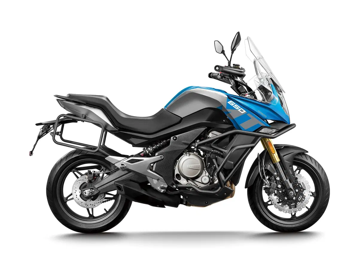 CFMOTO MT 650 ADV: la Crossover facile e versatile (7)