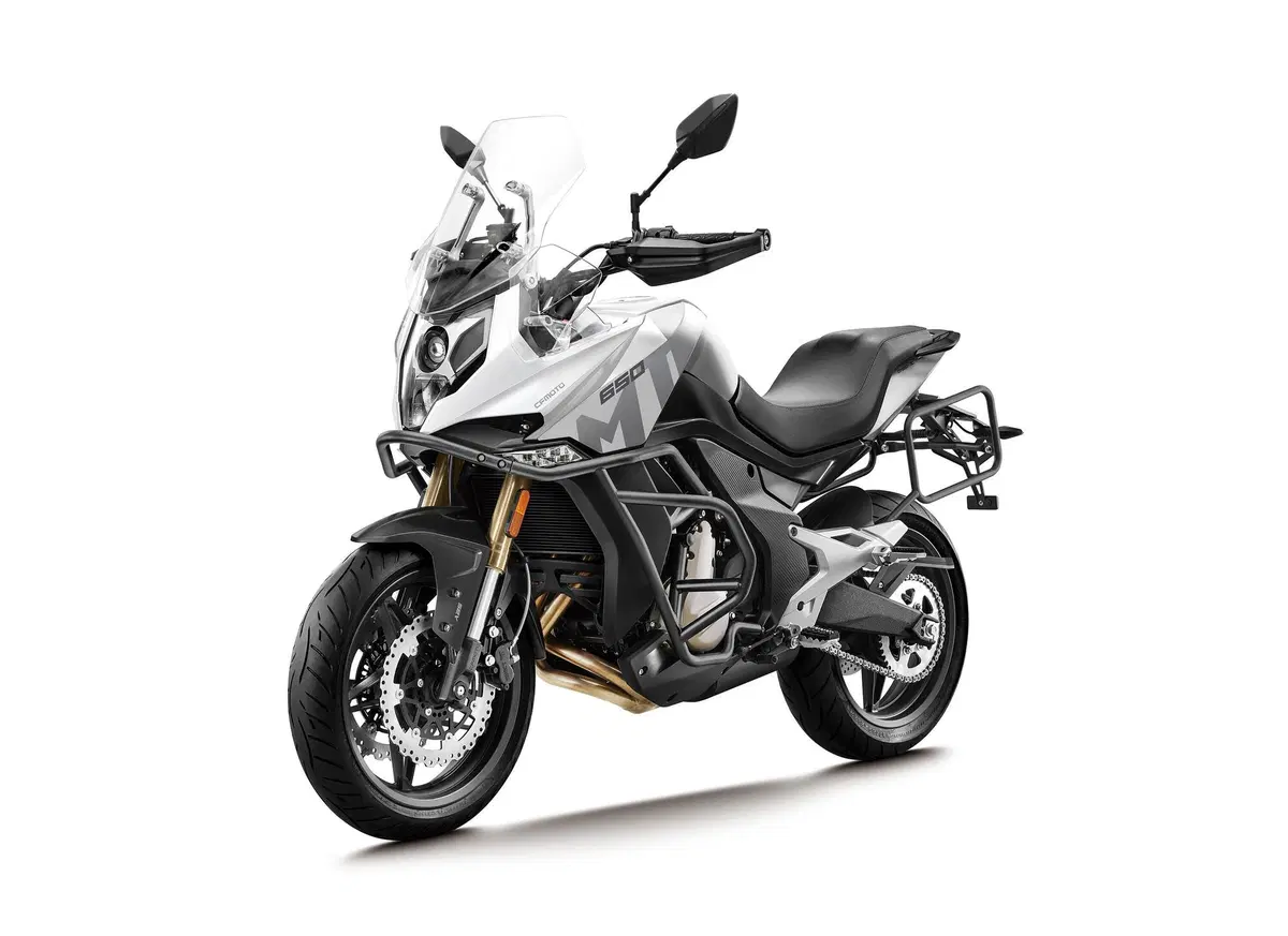 CFMOTO MT 650 ADV: la Crossover facile e versatile (9)