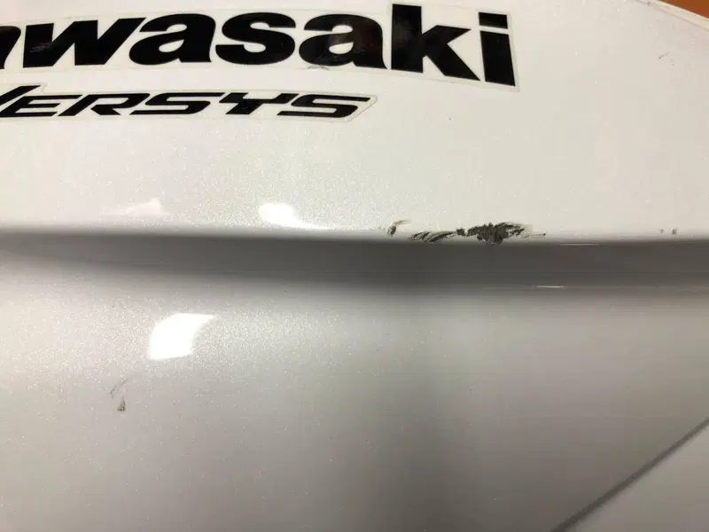 Fianco destro serbatoio Kawasaki Versys 650 15-18 (2)