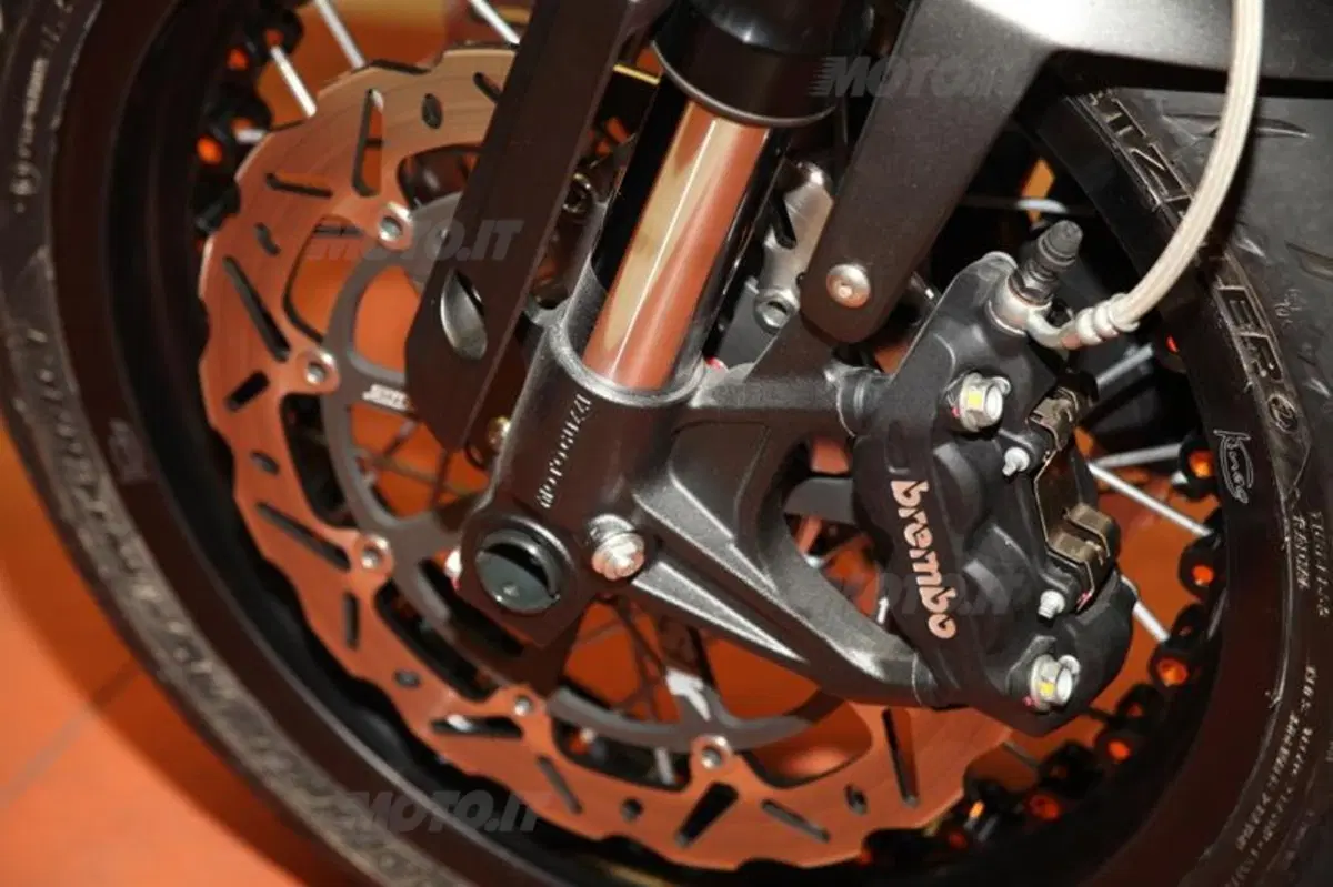 Ghezzi-Brian Motard V-Twin (2)