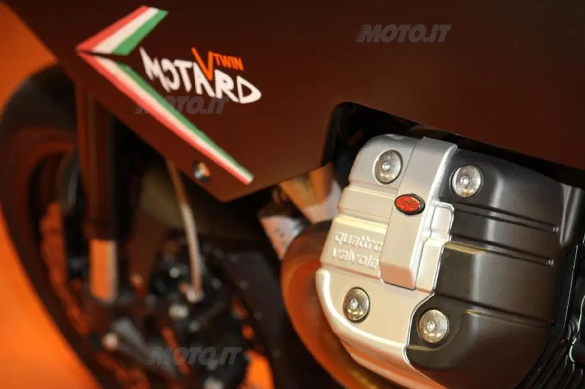 Ghezzi-Brian Motard V-Twin (3)