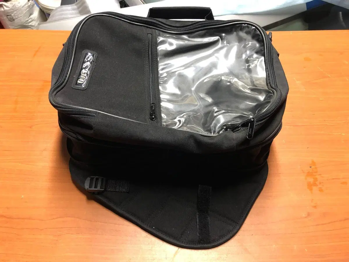 Borsa serbatoio magnetica Overside (5)