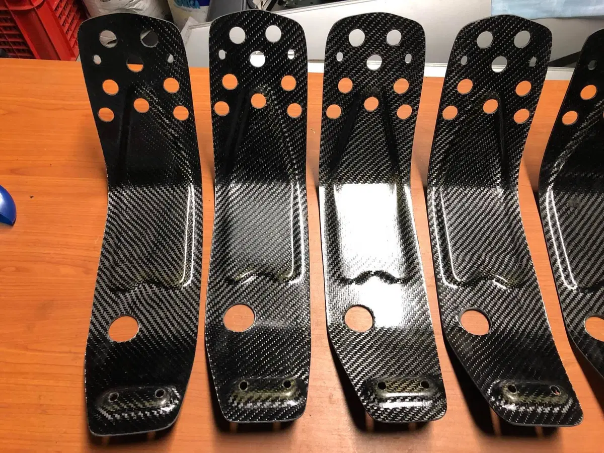 Paramotore artigianali in carbonio Enduro - Cross (4)