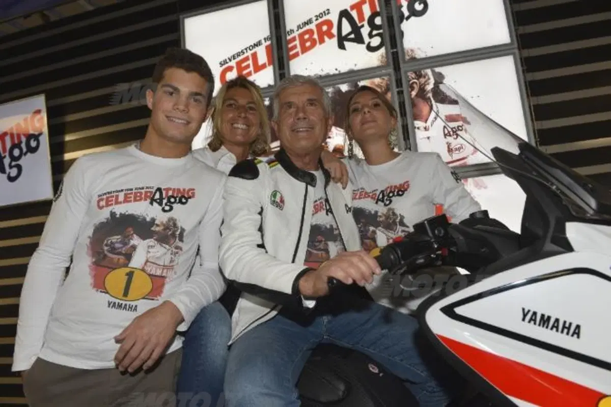 Agostini Festeggia 70 anni nel paddock di Silverstone