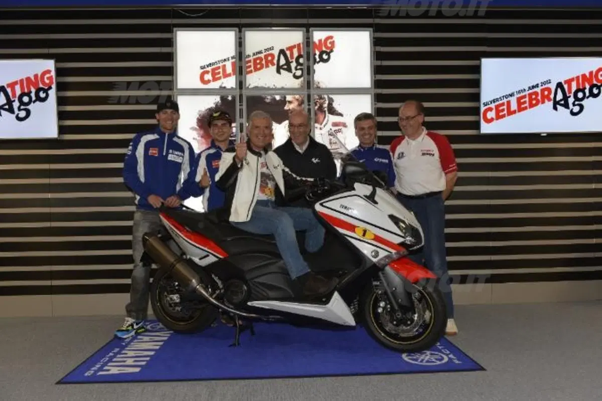 Agostini Festeggia 70 anni nel paddock di Silverstone (5)