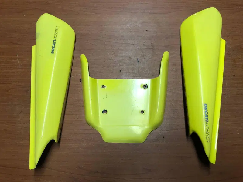 Fianchetti + coda Ducati Monster 600