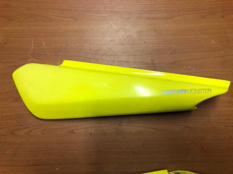Fianchetti + coda Ducati Monster 600 (3)