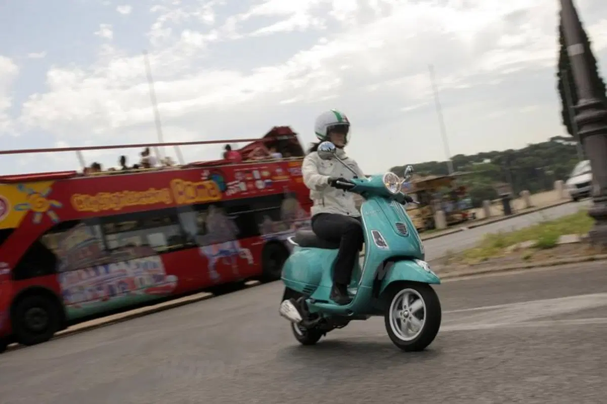 Vespa LX e Vespa S 3V, 125 e 150  (3)