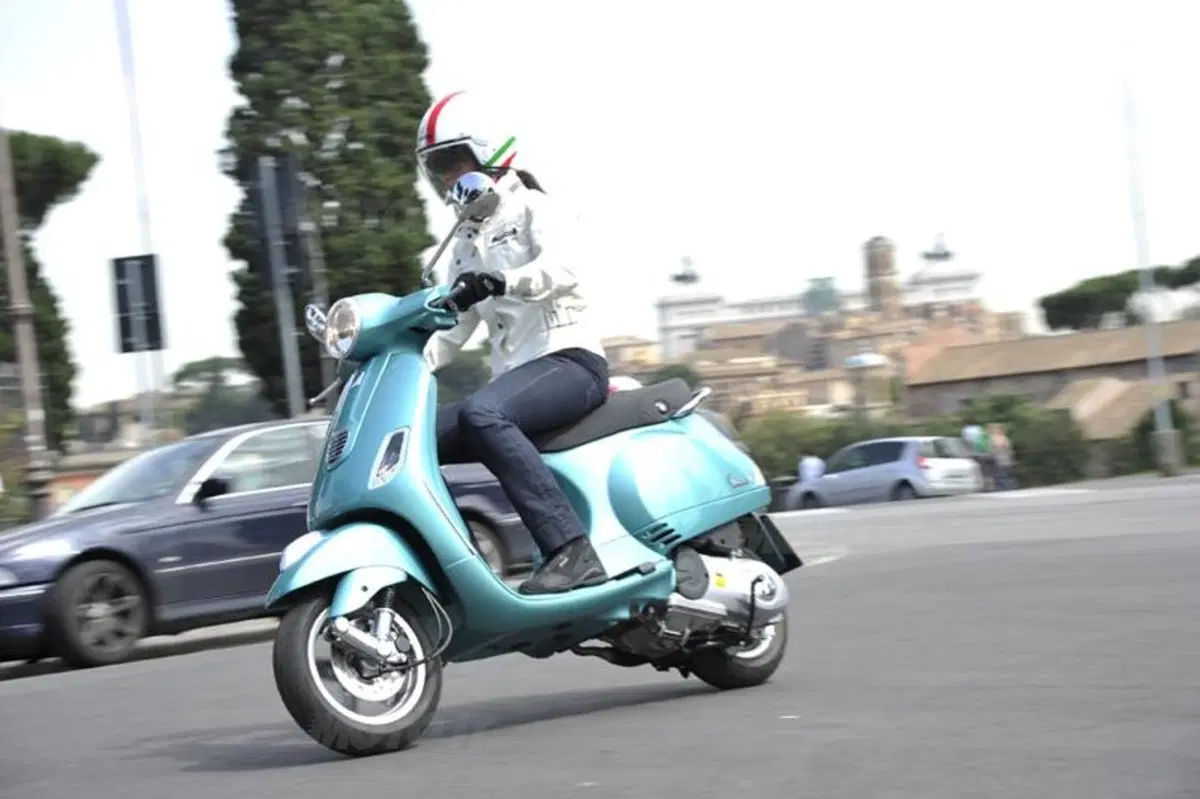 Vespa LX e Vespa S 3V, 125 e 150  (5)