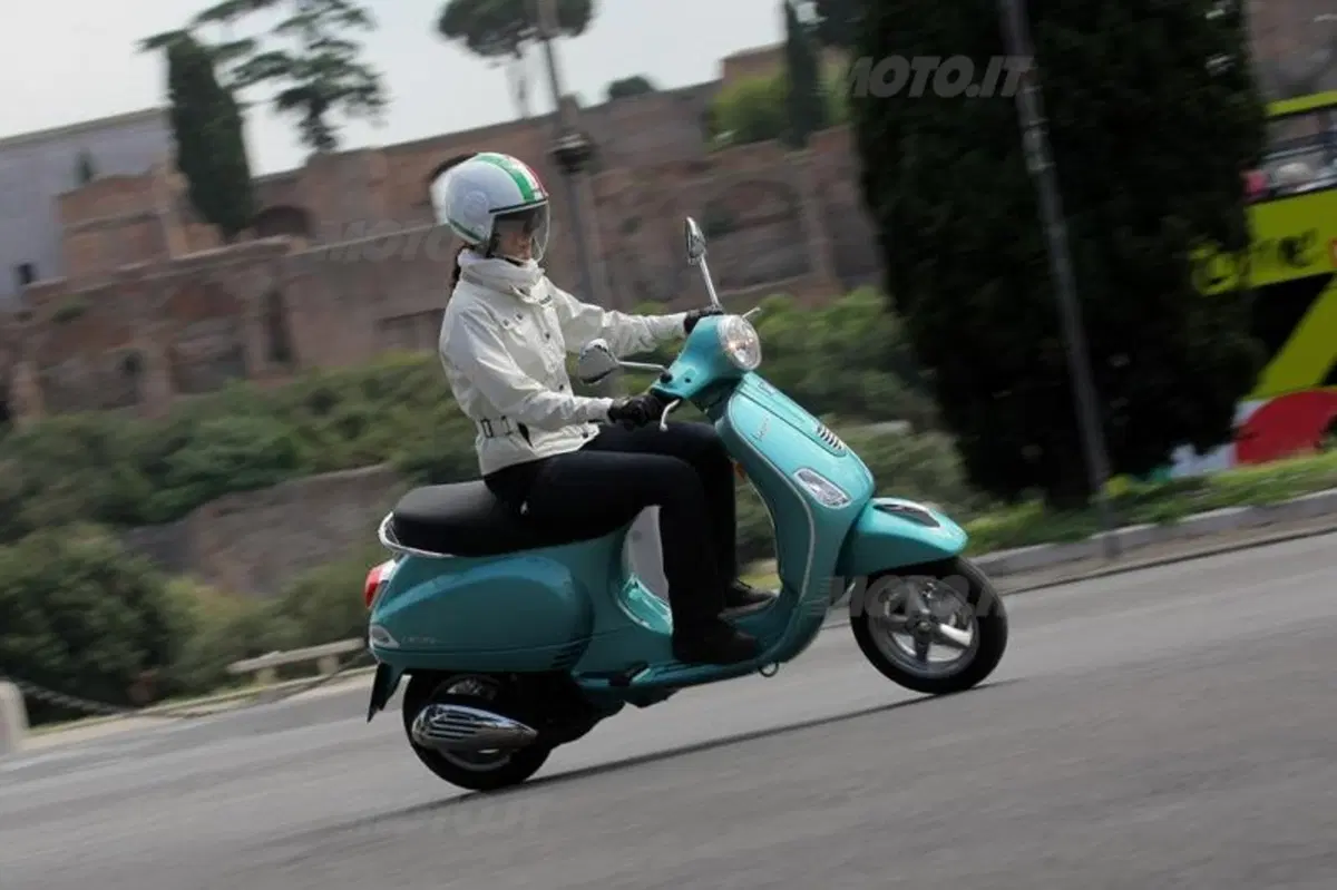 Vespa LX e Vespa S 3V, 125 e 150  (8)