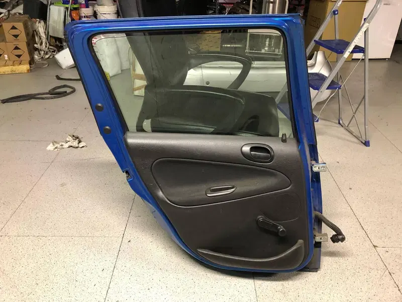 Portiere + sedili Peugeot 206 SW (2)