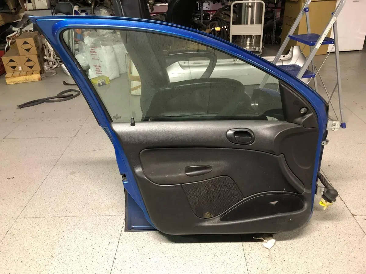 Portiere + sedili Peugeot 206 SW (4)