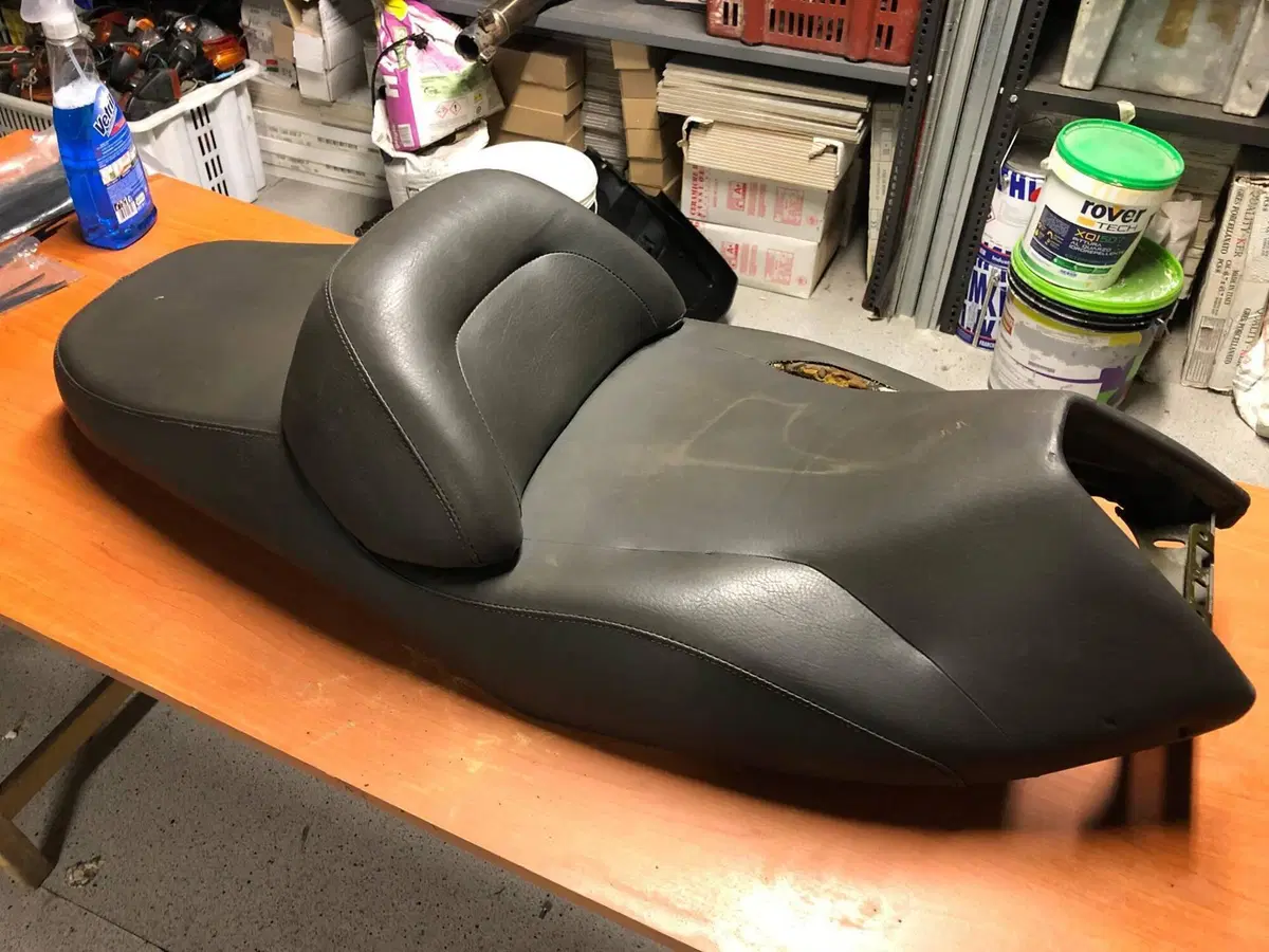 Sella Suzuki Burgman 250 - 400 1998 - 2000