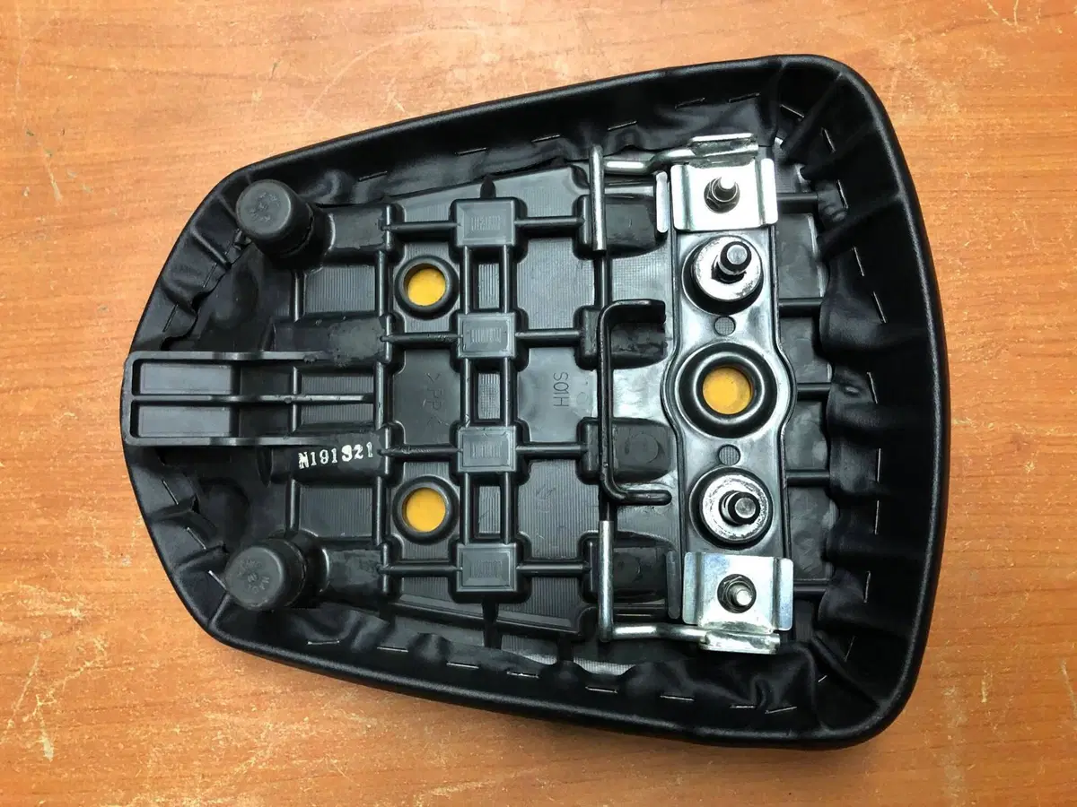 Sella posteriore Suzuki GSX-R 600 750 2006 - 2007 (4)