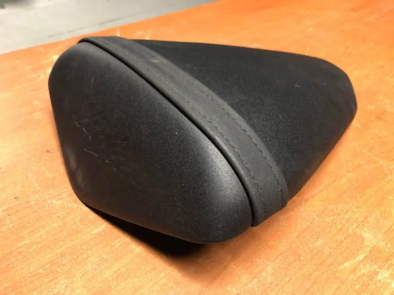 Sella posteriore Kawasaki ZX-6R 09-16 ZX-10R 08-15 (3)