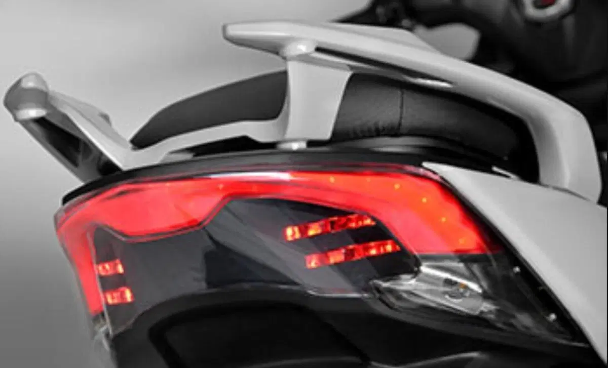 Kymco X-Town 125 X-Town 125 City (2020) (8)