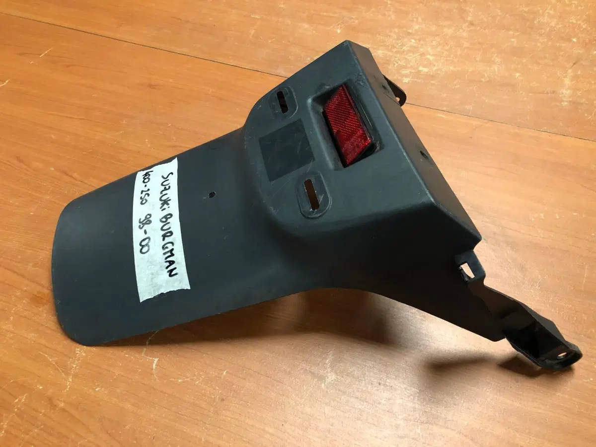 Portatarga Suzuki Burgman 250 - 400 1998 - 2000 (4)