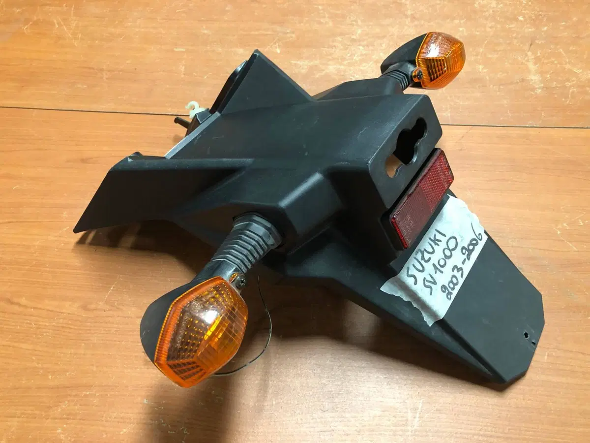 Portatarga con frecce Suzuki SV 1000 2003 - 2006 (4)